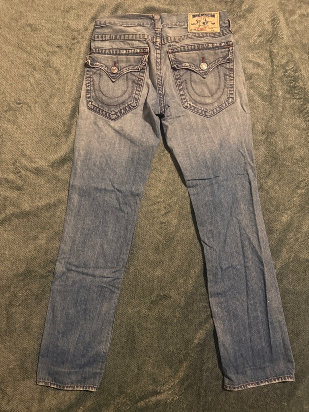 True Religion “World Tour” Men's Straight Jeans Light Blue Wash Red/Brown Stitch - Picture 4 of 8